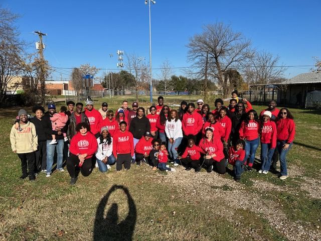 Volunteer With H.U.G.S.